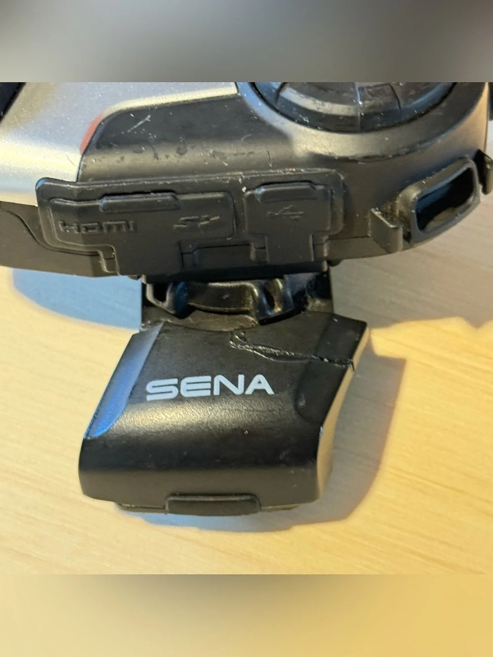 Sena 10C Blk w/Bluetooth Camera w/Clip MODULE ONLY “UNTESTED” No Charg Read Info